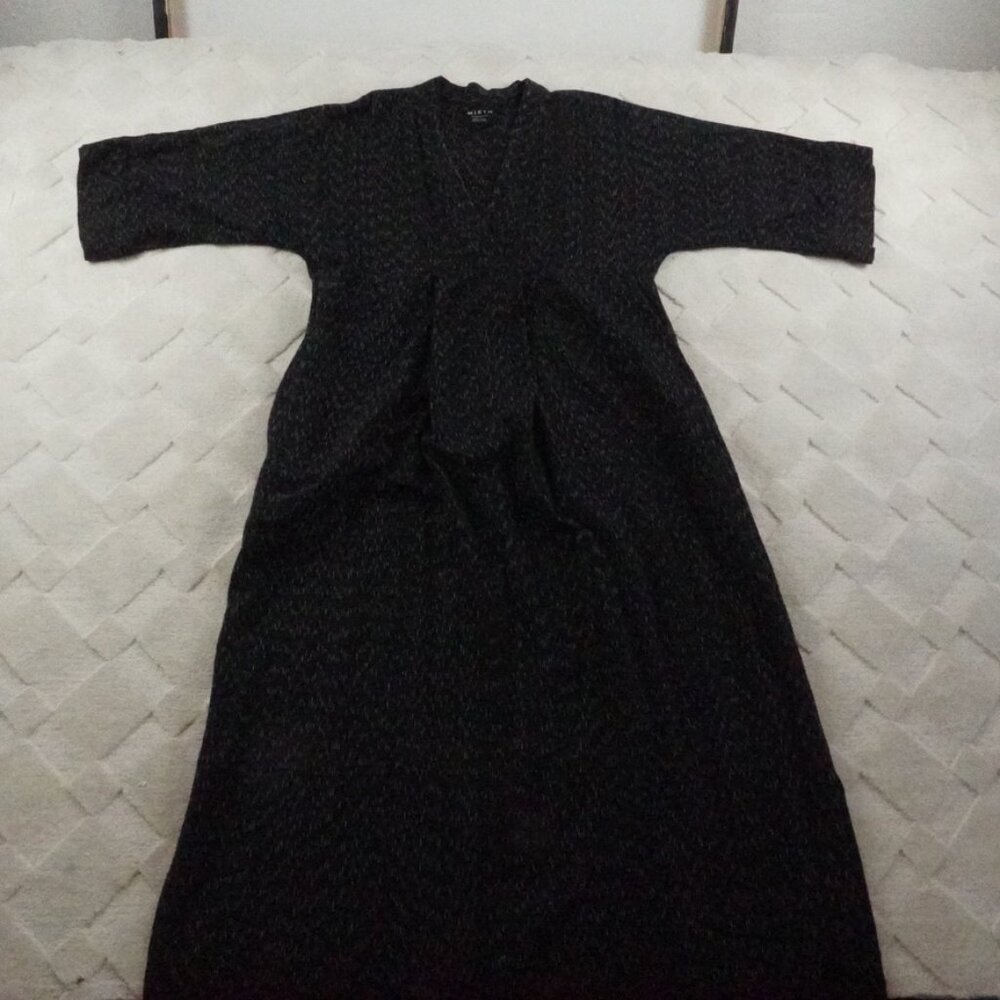 Mirth Abaya Dress Womens Small/Medium V-Neck with Pockets